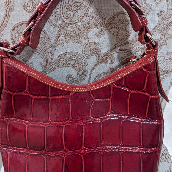 Red stunning handbag - Picture 2 of 4